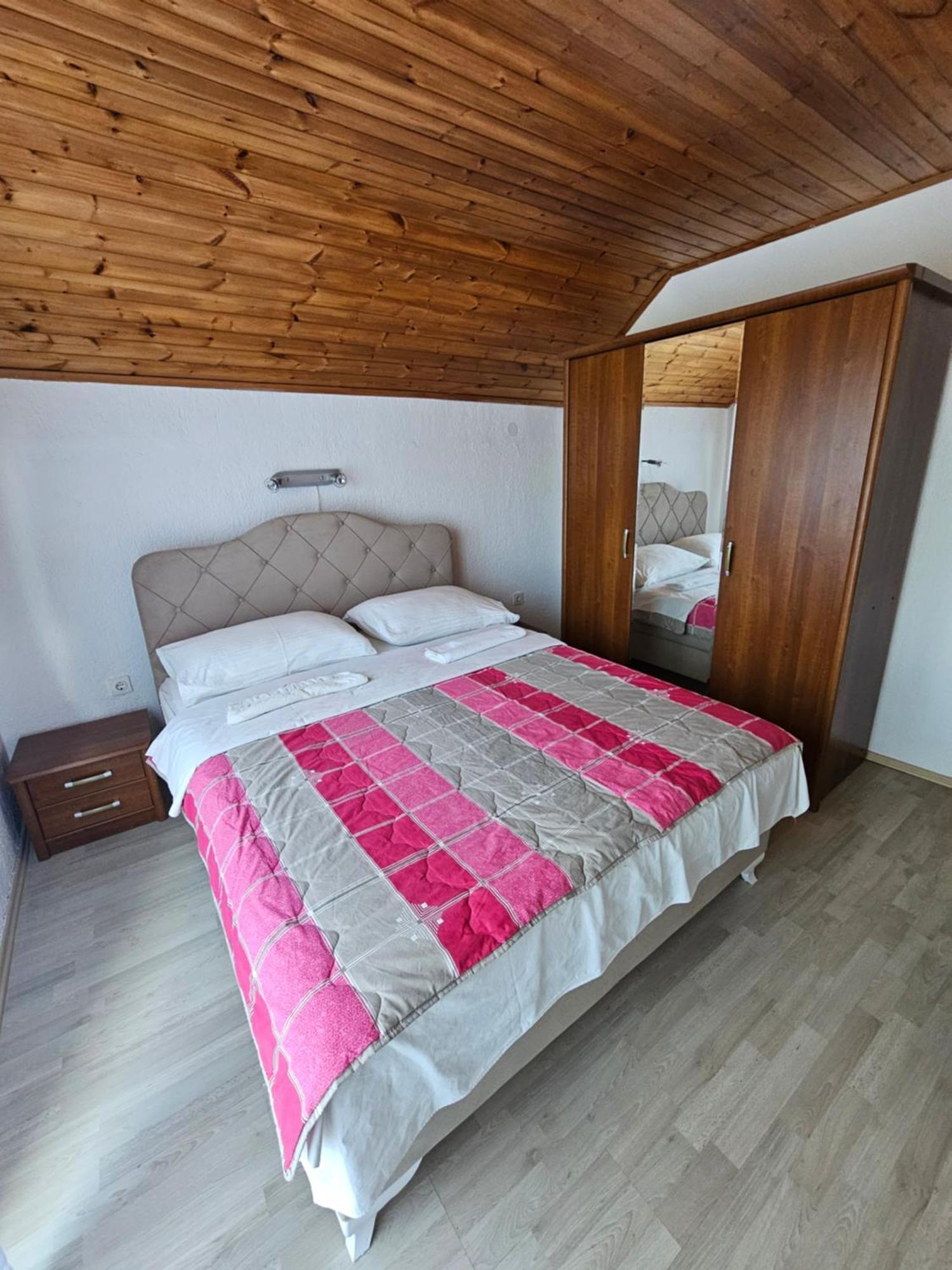 Apartman Mile - Holiday House Smoljanac Luaran gambar