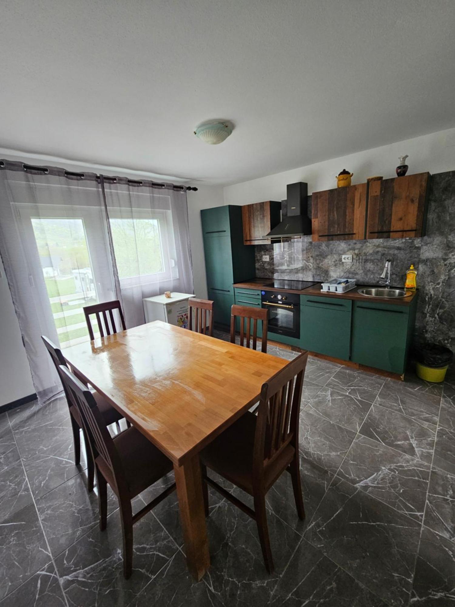 Apartman Mile - Holiday House Smoljanac Luaran gambar